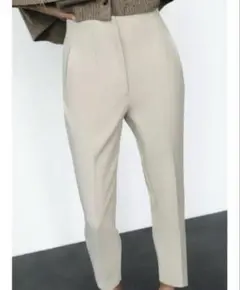 【ZARA】ハイウエストホワイト　デーパートパンツスラックスサイズXS