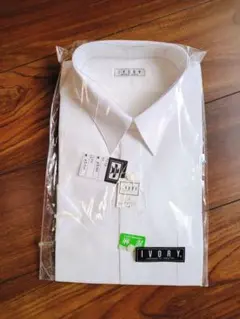 麻混の半袖ワイシャツ