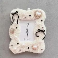 パンチニードル　トレカケース　クリーム×黒　パール　ハンドメイド