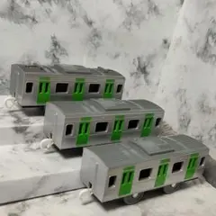 プラレール E235系 山手線 中間車両 パンタグラフ無×2 パンタグラフ有×1