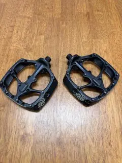 Specialized Boomslang MTB フラットペダル Boomslang Platform Pedals