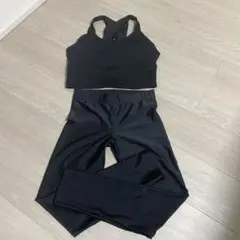 スポーツブラとレギンスセット 黒Lサイズ
