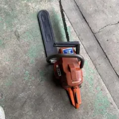 ハスクバーナ Husqvarna 242XP エンジンチェーンソー 作動確認済