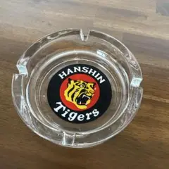 阪神TIGERS ガラス製灰皿 虎のロゴ入り