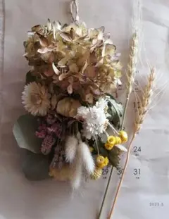②　ナチュラルスワッグ　ドライフラワー　くすみ色が可愛いくて秋っぽい