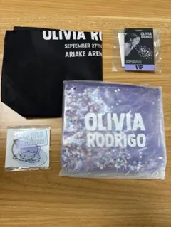 オリヴィアロドリゴVIPグッズ Olivia Rodrigo VIP Privilege Complete set GUTS WORLD TOUR in