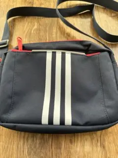 adidas ネイビー レッド ショルダーバッグ