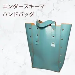 Item thumbnail for item d239bcba-f54d-4abe-8ebb-c6a1e4aee70b