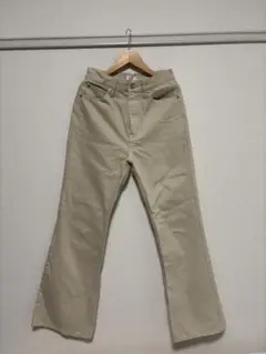 【美品】LOWRYS FARM カラーデニムフレアパンツ