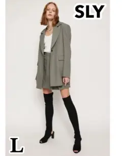 Item thumbnail for item 8550ea44-5bfb-451b-80b8-741d85d449e5