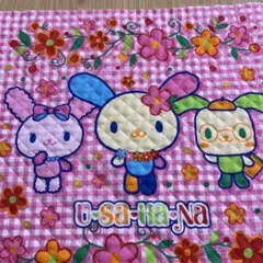ウサハナ　サンリオ　キルティング　パネル生地　パターン　はぎれ　2枚　平成レトロ