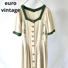 euro vintage オーストリア　チロルワンピース　ハートボタン　古着