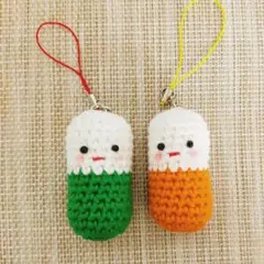 あみぐるみ カプセルちゃんストラップ オレンジ&グリーン チャーム