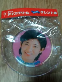 山口百恵のお皿