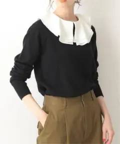 フリルカラー付きプルオーバー