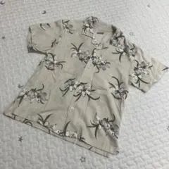 美品 petit main 花柄 シャツ ベージュ