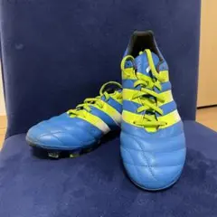 adidas フットサルシューズ 16.3