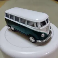 キンスマート Volkswagen マイクロバス ブルバックミニカー 緑/白です