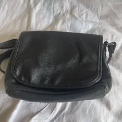 nicoron ショルダーバッグ　ブラック　フェイクレザー