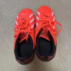 adidas 体育館シューズ 22センチ