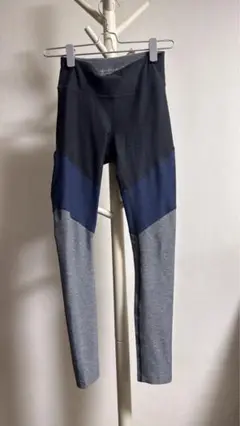 【新品未着用】Outdoor Voices ヨガパンツ XS ブルー
