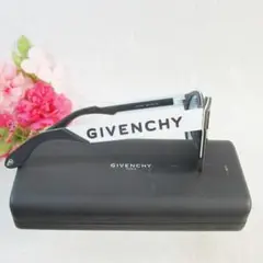 ✨激レア/GIVENCHY Big Logo✨サングラス グレー GV7017