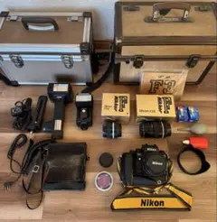 ★良品★ニコン NIKON F4 ボディ MB-21 モータードライブ ＃126 NIKON F4 BODY + MB-21 (DEFECTIVE), HEAVY ENGRAVING, WEAR, AS