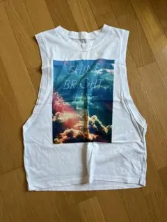 ホワイトノースリーブTシャツ グラフィックプリント