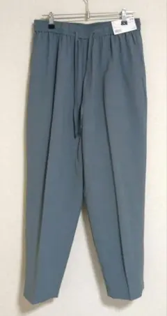 UNIQLO ドレープツイルテーパードパンツ＋