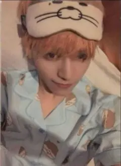 Item thumbnail for item adf42d3f-b611-4b9e-8aca-1f1b9744aeb2