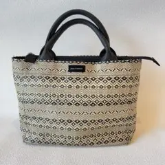 doux Y'SACCSイザック ハンドバッグ