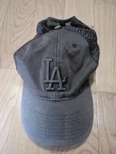 Item thumbnail for item 18df9740-b45d-43cd-8f10-58b26faa132d