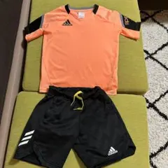アディダス　ドライＴシャツ　短パンセット120