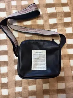 THEATRE PRODUCTS ショルダーバッグ　黒　マチ付き