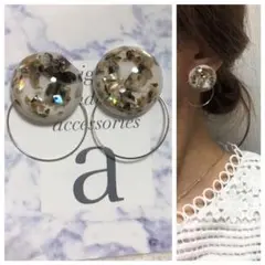 1141-1 ホワイト☺︎ドーム型シェルのピアス×シルバーフープ☺︎
