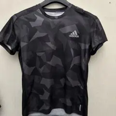 adidas 迷彩柄 ブラック Tシャツ