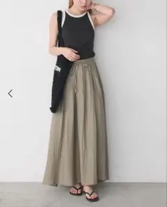 未使用 美品 FORKSY 麻スカート　カーキ　ウエストゴム　タグ付き新品