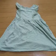 H&M 薄い緑色 フリル付きワンピース 6Y
