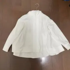 yori フレアパーカー 白