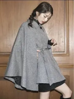 【最終価格】LILY BROWN 2wayケープコート