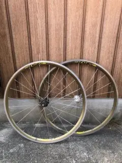 MAVIC CXP30 リム、duraace HB-7700 fハブ、TNI