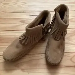 Item thumbnail for item bc3b563a-4ce2-4589-8252-77f1d24b2204