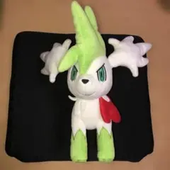 ポケモンフォーカス〈すがたが変わるポケモン〉でっかいぬいぐるみ　シェイミ