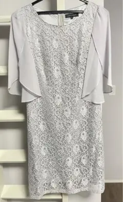 袖ありグレーワンピース