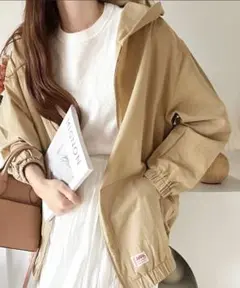 【新品】Java ライトパーカー