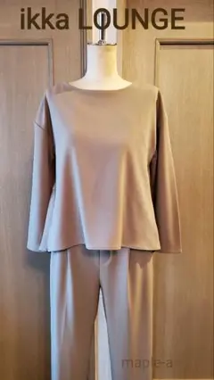 【新品同様】ikka LOUNGE　上品なバックペプラムセットアップ