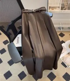 高級感あるPUレザー❤️ハイウエストAラインスカート 秋冬ファッション