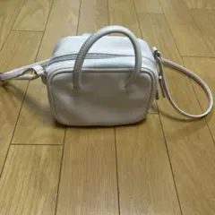 ベージュ ショルダーバッグ GU