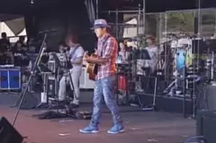 桜井着　アディダス　スニーカー　ap bank fes 2011