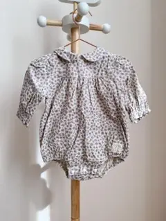 花柄ロンパース　コーデュロイ